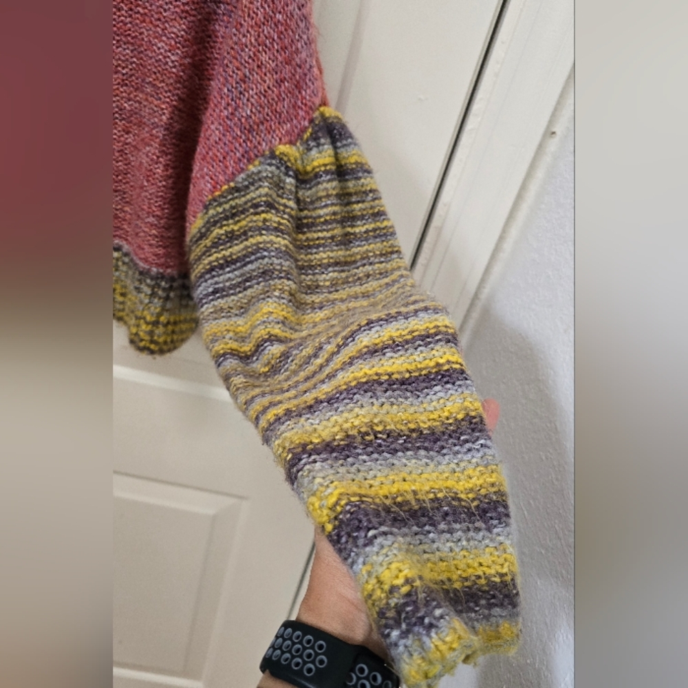 Urban Outfitters Colorful Knit Women's Crop Sweater-Size Small - Picture 6 of 14